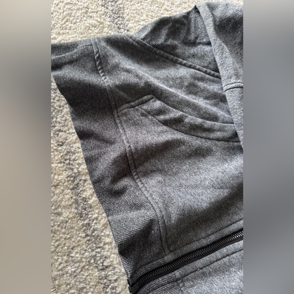 Lululemon jacket - Picture 7 of 13